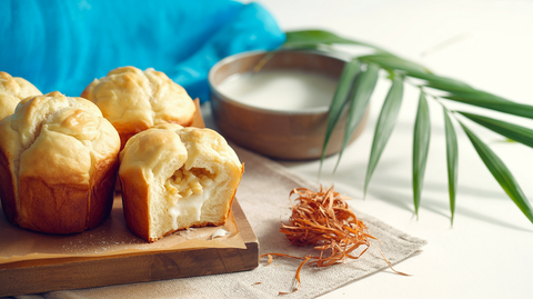 Sweet Coconut Bread Rolls with Cream Filling